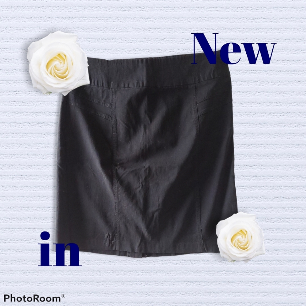 Reitmans black pencil skirt